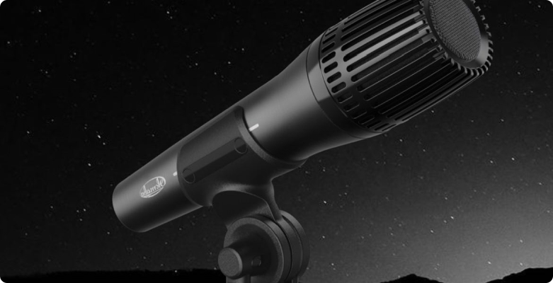 «Октава» разыгрывает новый вокальный микрофон МК-207