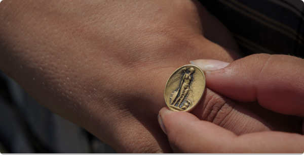 На Куликовом поле найден перстень с изображением Афины Паллады