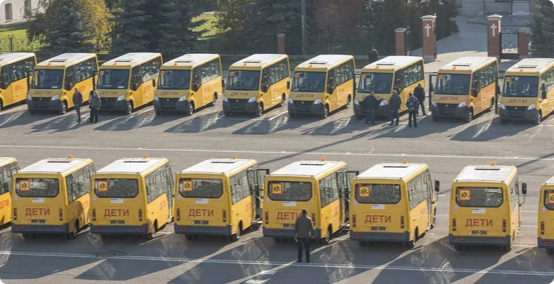 Тульские школы получили 54 новых автобуса для детей