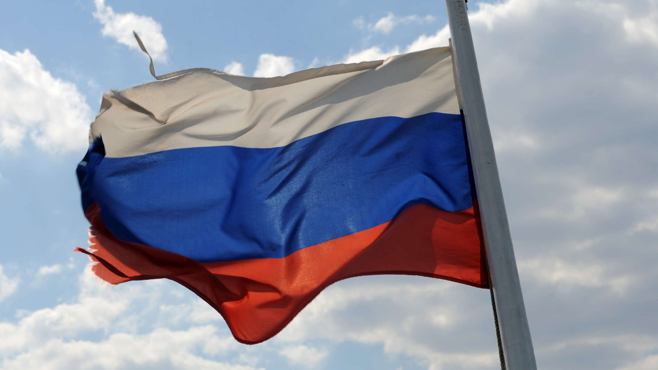 Администрация города выделила 67 тысяч рублей на флаги